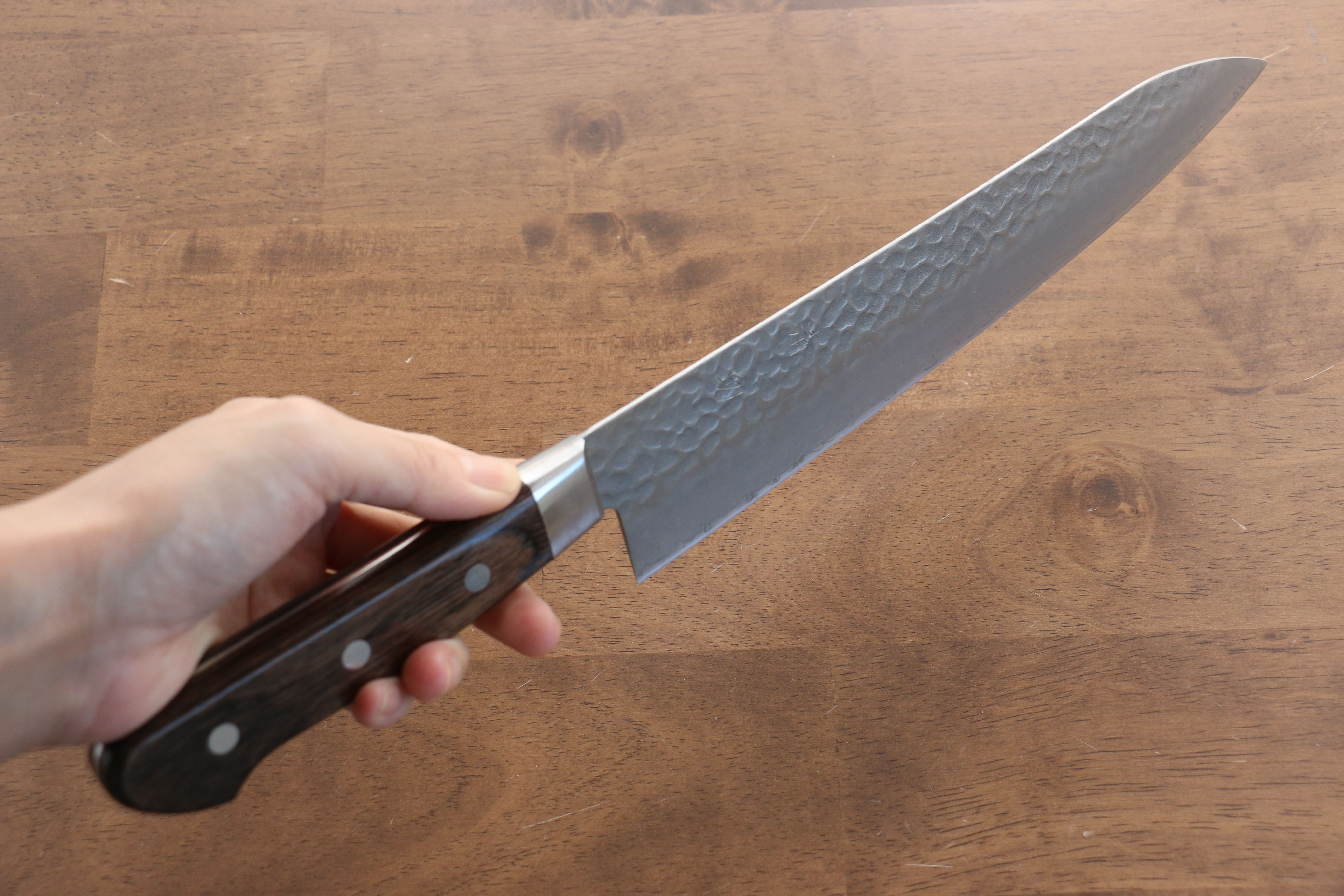 Seisuke AUS8 Hammered Gyuto Japanese Knife 240mm Brown Pakka wood Handle - Japanny - Best Japanese Knife